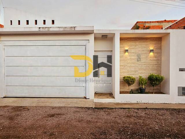 #70 - Casa para Venda em Cabreúva - SP